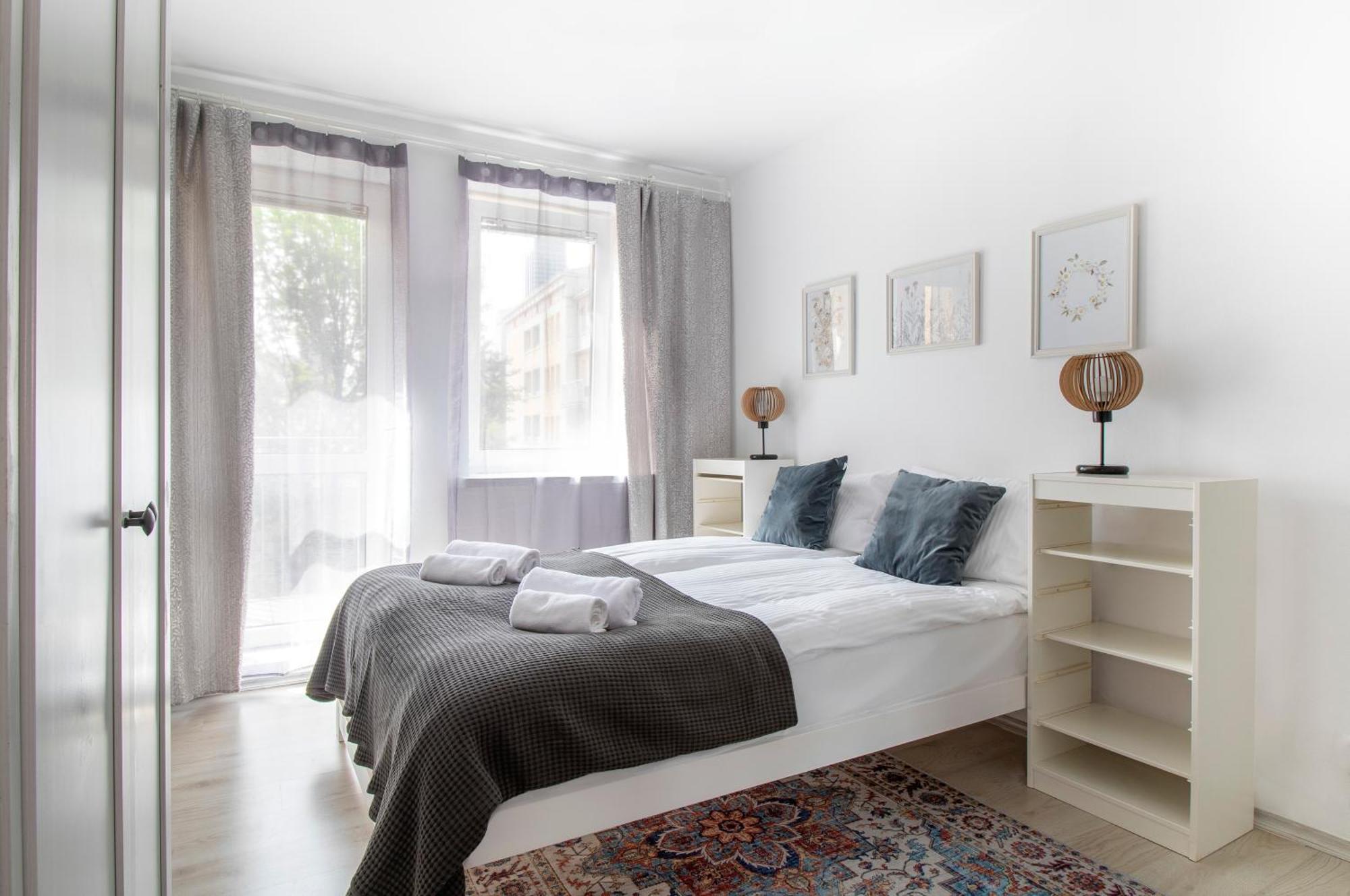 ורשה Wonderful 2- Bedroom Apartment With Soul Wwa70 מראה חיצוני תמונה