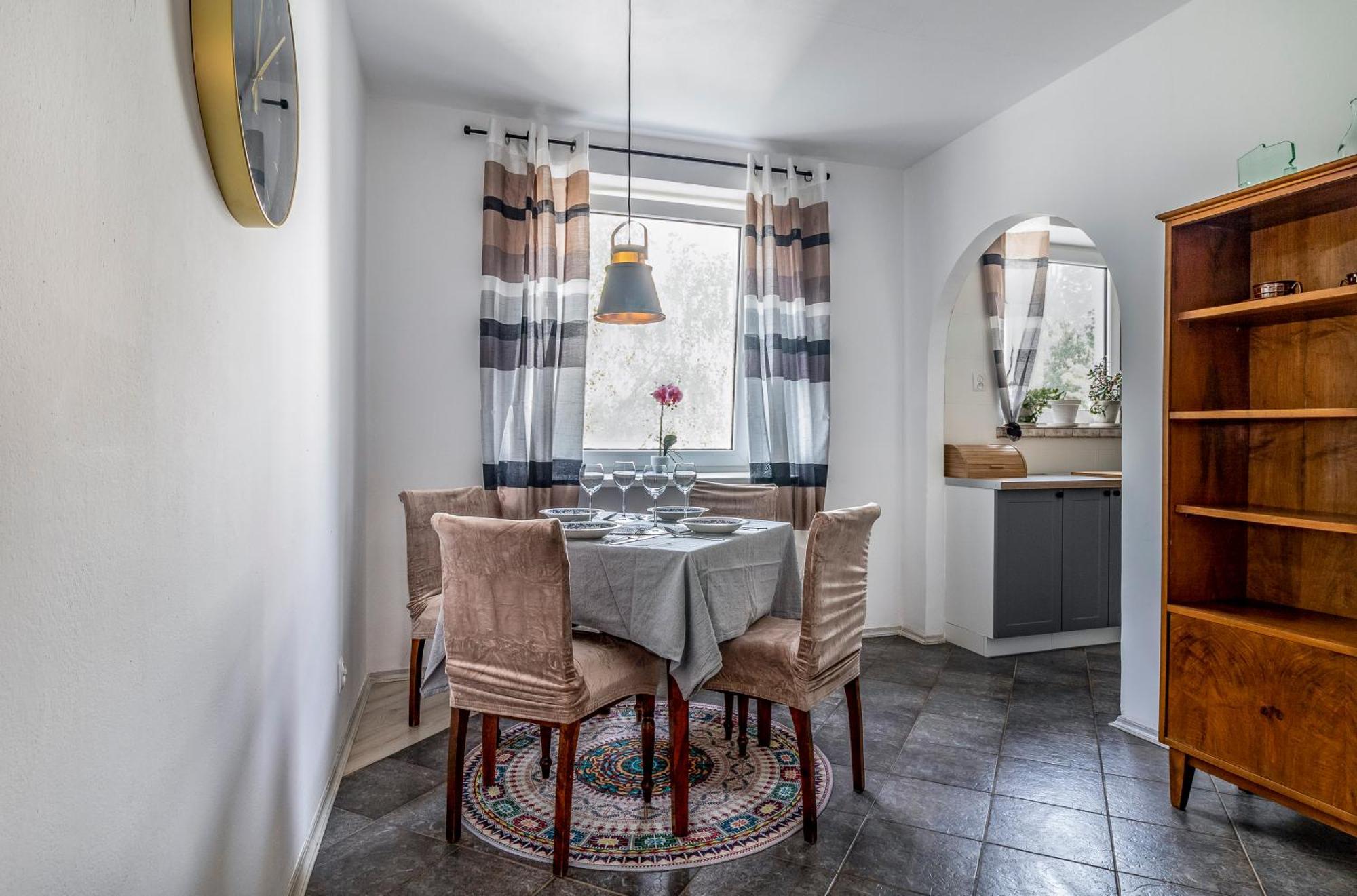 ורשה Wonderful 2- Bedroom Apartment With Soul Wwa70 מראה חיצוני תמונה